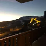 Daire Bellevue Sur Les Hauteurs De Super-besse