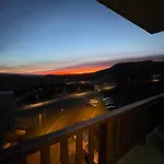 Bellevue Sur Les Hauteurs De Super-besse Daire Besse-et-Saint-Anastaise