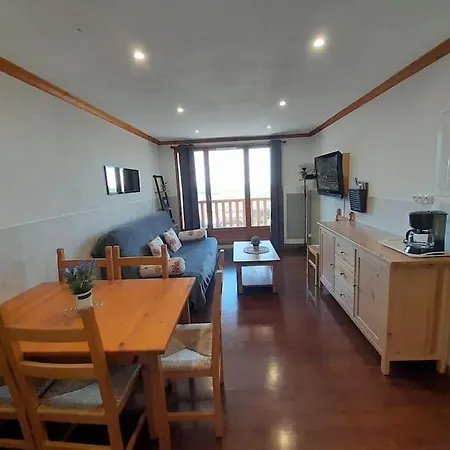 Bellevue Sur Les Hauteurs De Super-besse Apartment