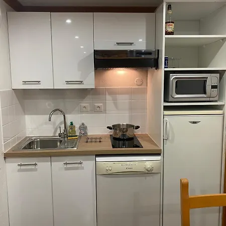 Bellevue Sur Les Hauteurs De Super-besse Apartament